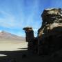 Bolivie - des caillous en plein desert... etrange impression... on se croirait ds un tableau de Dali!