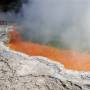 Nouvelle-Zélande - La piscine de champagne, tres profonde, a 90 degres et ses depots de fer